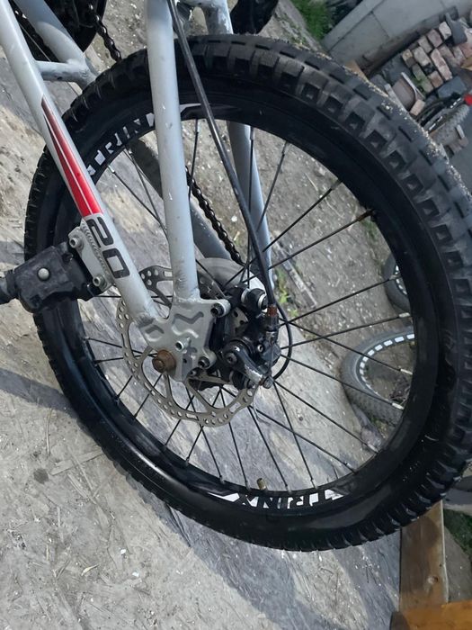 Продам велосипед детский trinx