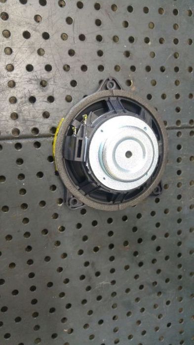 Boxa mica stanga spate land rover range rover 4 l405 vogue bj3218808bb 43410786426101