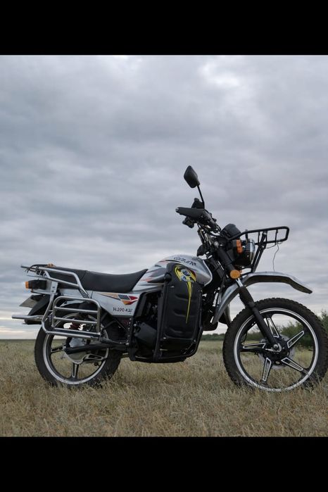 Продам мотоцикл 200 кубов