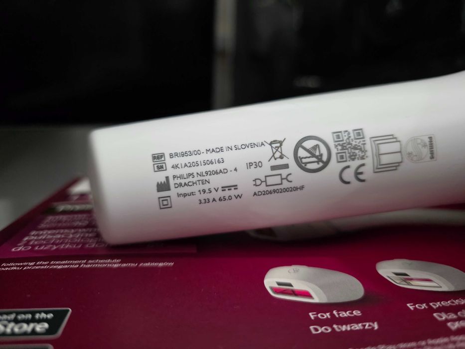 Epilator IPL Philips Lumea Prestige BRI953/00