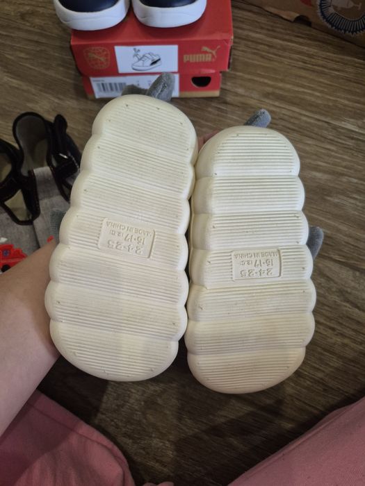 Пантофи за момче