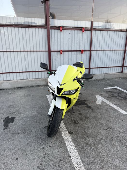 Honda CBR 600RR 2008 PC40