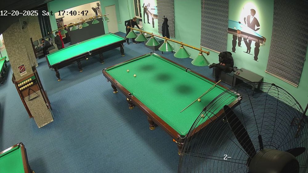 Билярт столлари сотилади