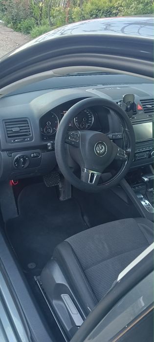 VOLKSWAGEN Jetta 2010 — imagine 3