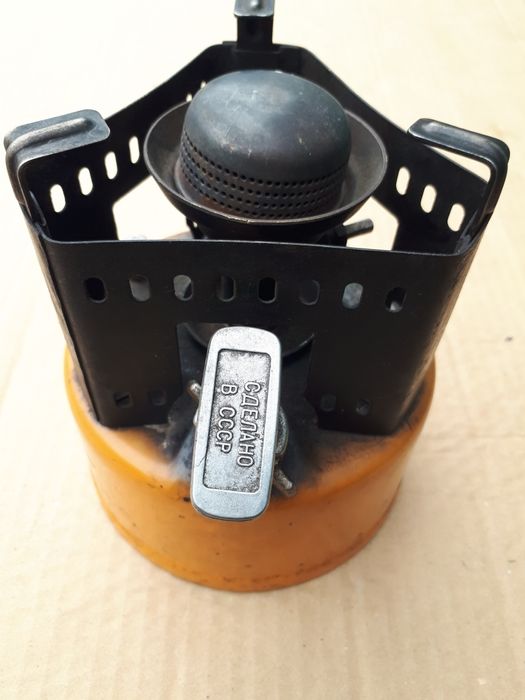 Гарелка на бензине.