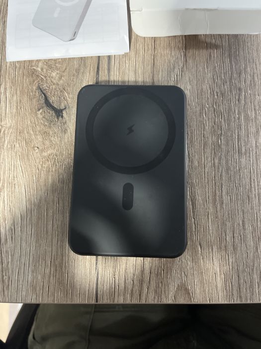 Magsafe външна батерия Xmart PB-1005S 20W charging