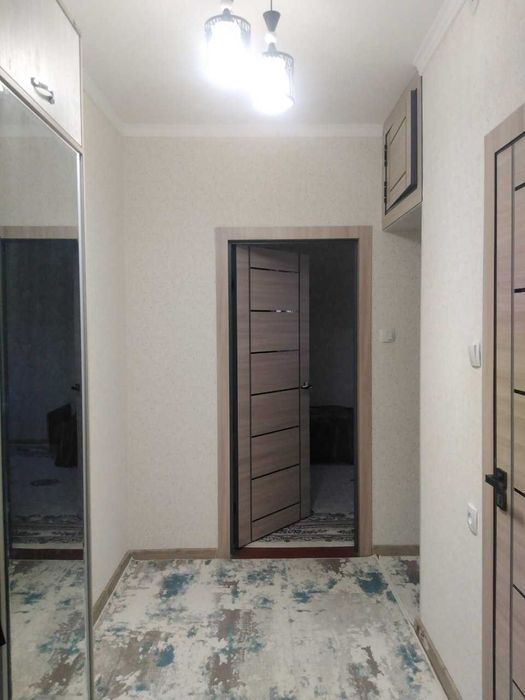 Kvartira sotiladi 2 xonalik