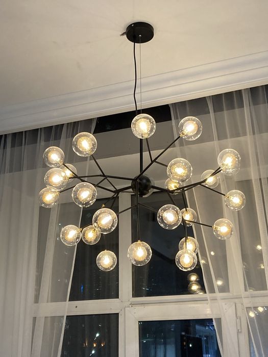 Продам люстру