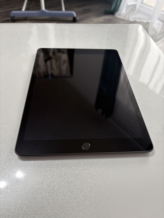 Tableta IPad 8 (2020), Space Grey