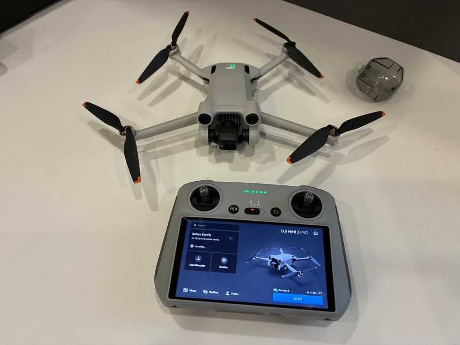 Дрон DJI Mini 3 Pro - Fly More Combo