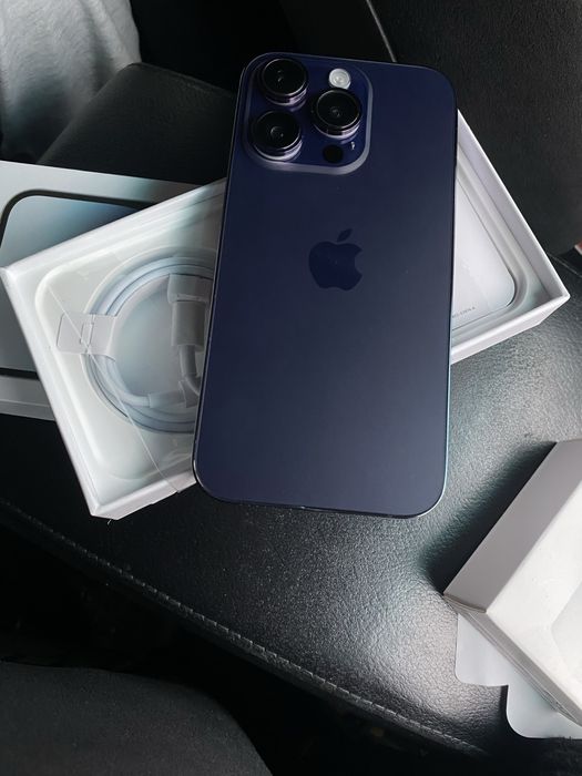 iPhone 14 PRO почти новый