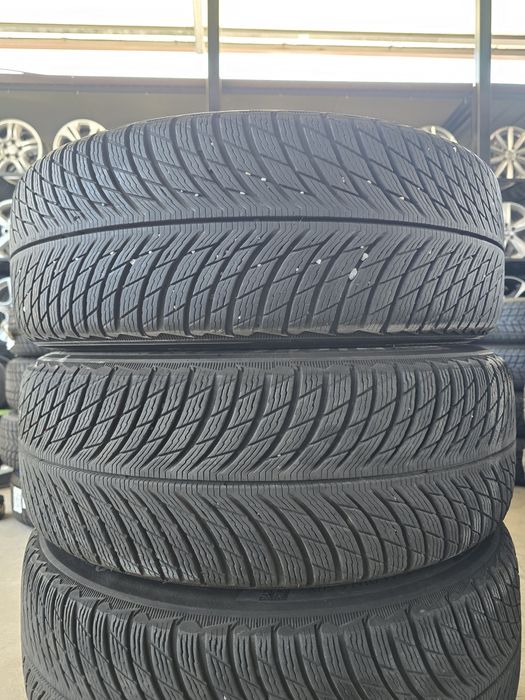 4 Броя 235/50/19 Michelin 7,5mm