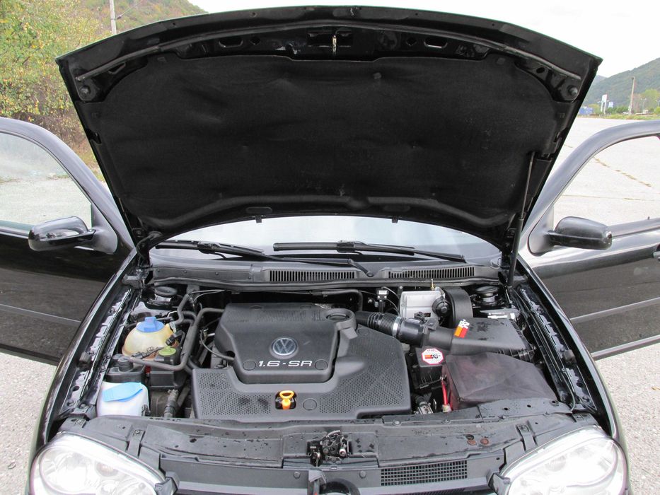 Golf 4 1.6 SR на части