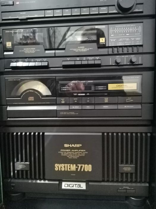 Linie Sharp 7700