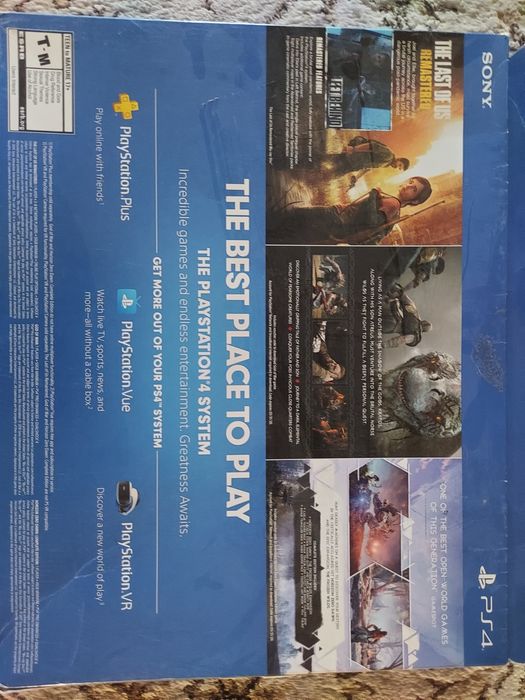 Playstation 4 с коробкой