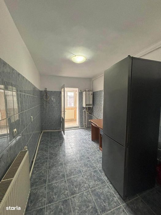 De vanzare apartament decomandat cu 3 camere,2 balcoane,78mp,79900euro