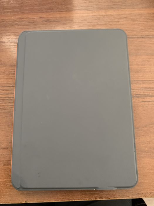 iPad 10gen 2022 год (64 gb)