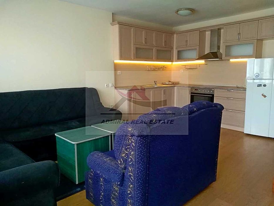 Дава се под наем Двустаен апартамент в Варна, Център - 65 кв.м за 400 € - Снимка #2