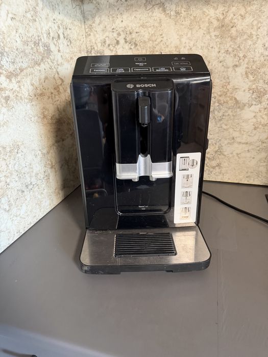 Кафеавтомат Bosch VeroCup 100 (TIS30129RW) – Отлично състояние