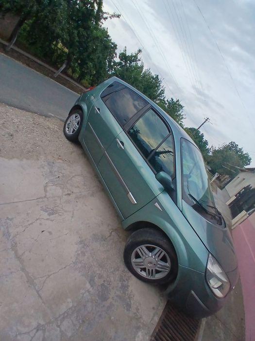 Vând Renault Megane scenic