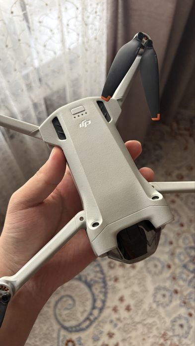 Дрон Dji mini 3 pro