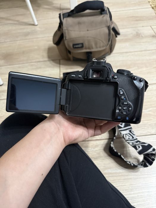 Фотоаппарат Canon 650D