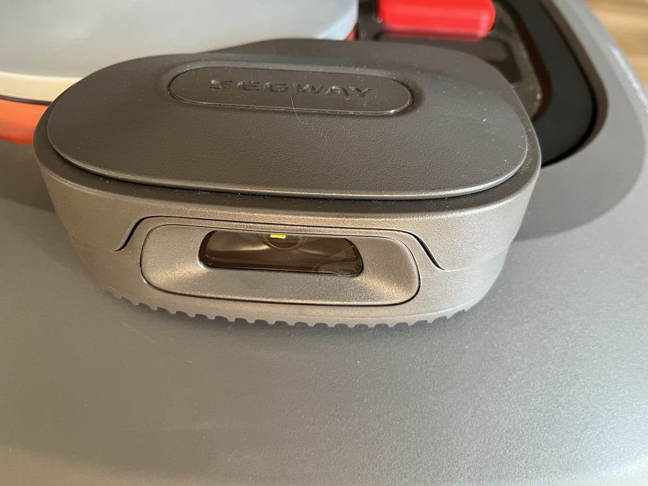 Robot taiat iarba Segway Navimow, H1500E-VF