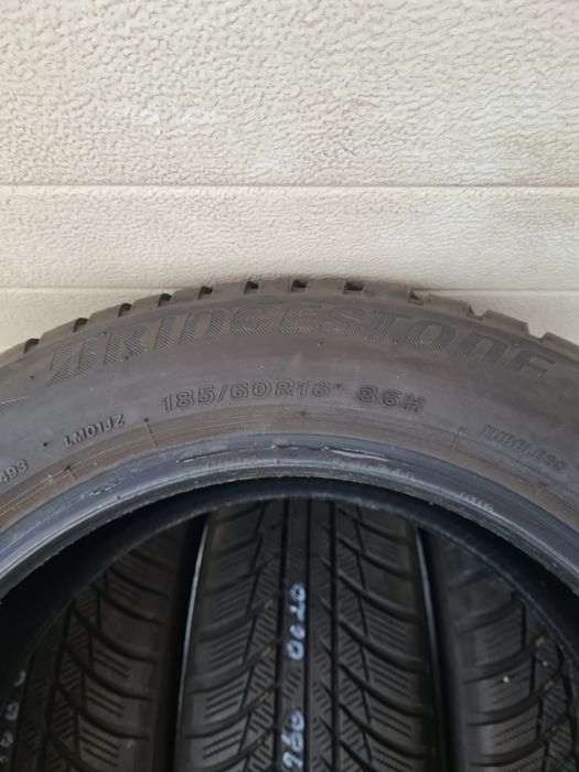Зимни гуми 4 броя BRIDGESTONE Blizzak LM001 185 60 R16 дот 0620