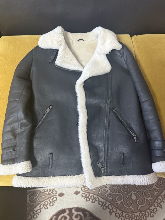 Продам зимнюю дубленку