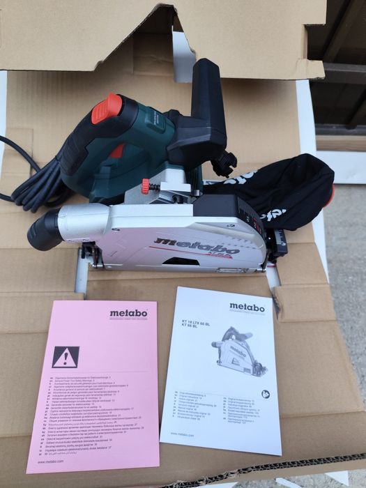 Нов безчетков потапящ ръчен  циркуляр Metabo KT 66 BL 1200W