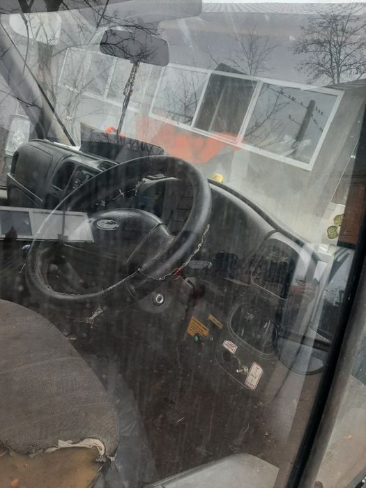 Vând motor mașina