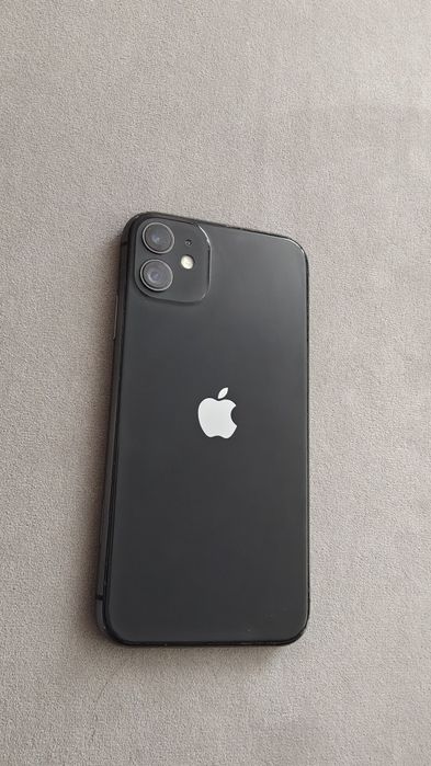 iPhone 11 128гб в хорошем состоянии