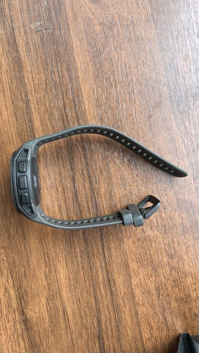 Часы Garmin Instinct