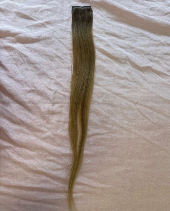 Russian hair clip on