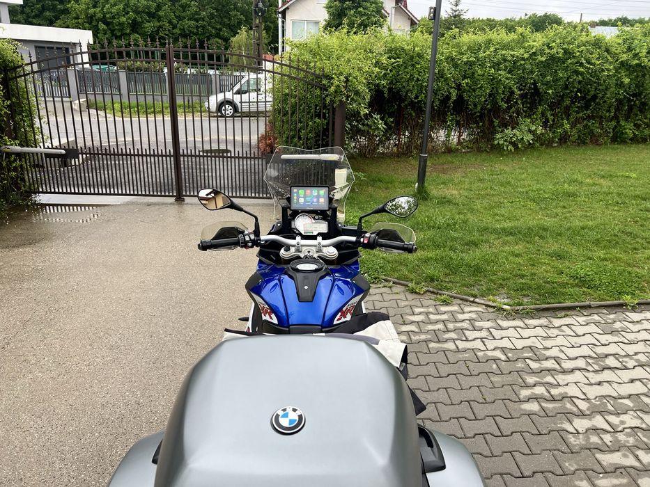 Vând BMW S 1000 XR din 2018 in  stare perfetã  cu cauciucuri noi , schimb de ulei recent, inmatriculat