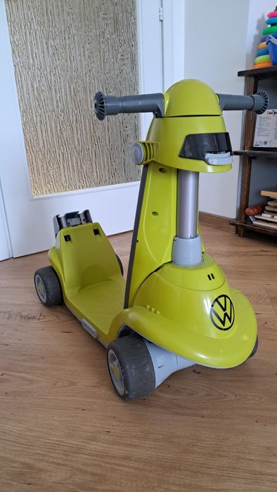 Проходилка скутер smartrike