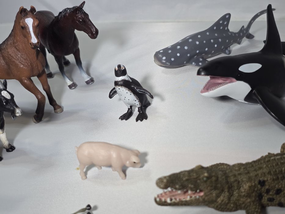 Lot 10 figurine Animale unele Mojo