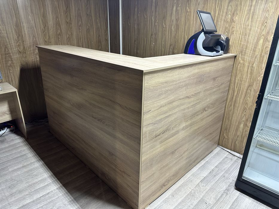 Продам барные, ресепшен и столы