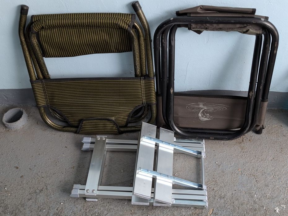 Продам стулья походные складные