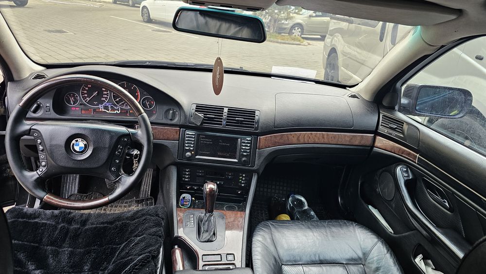 Dezmembrez E39 touring 525d și 530d