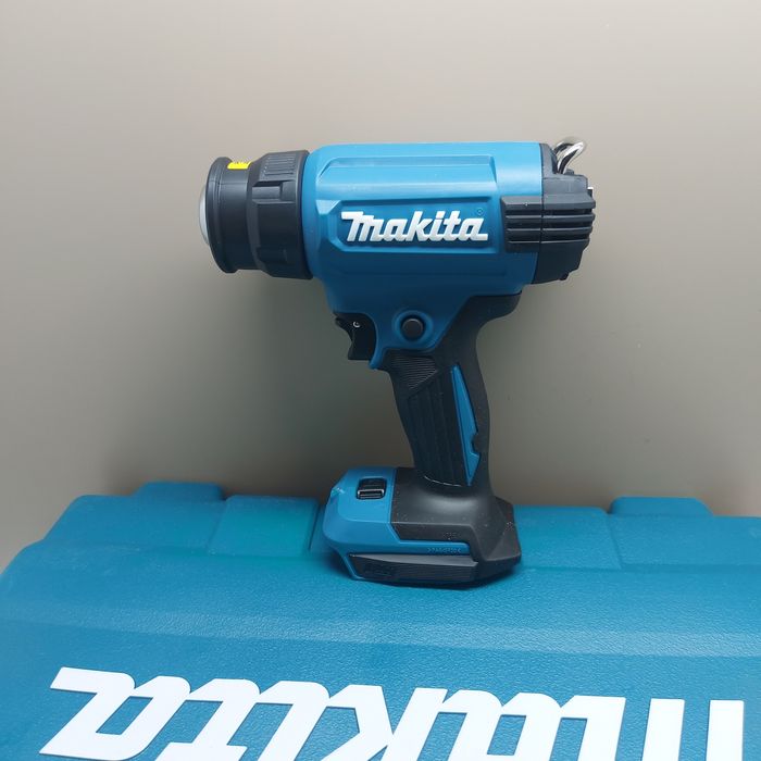 Нов модел акумулаторен пистолет за горещ въздух Makita DHG181ZK
