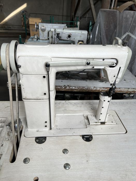 Швейная машина