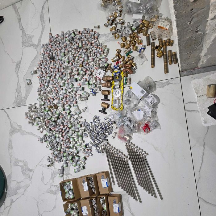 Fitinguri UPONOR VIEGA  vand tot ce se vede ieftin