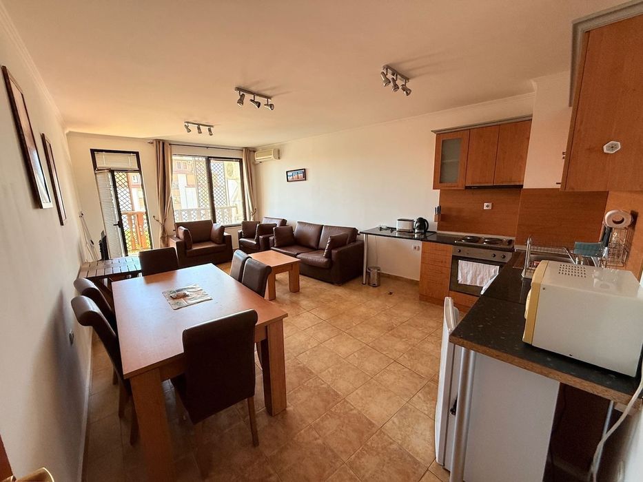 Продава се Тристаен апартамент в Свети Влас - 80 кв.м за 1375 €/кв.м - Снимка #9