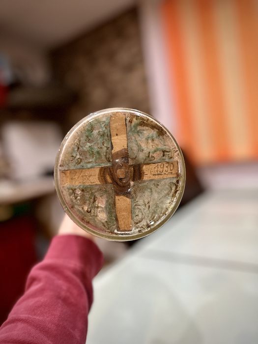 Icoană rară în sticlă cu Răsticnirea Domnului Isus