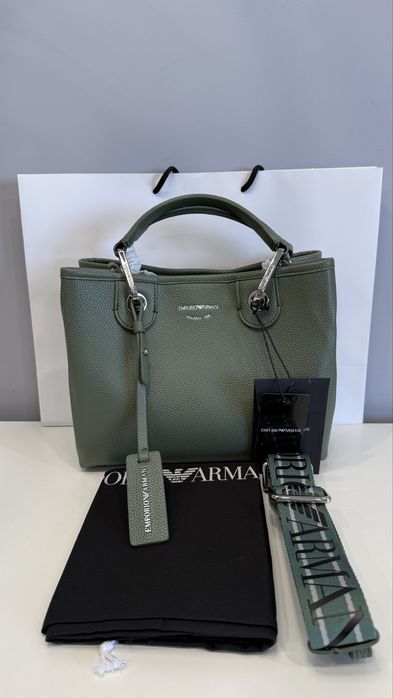 Новая сумка Emporio Armani