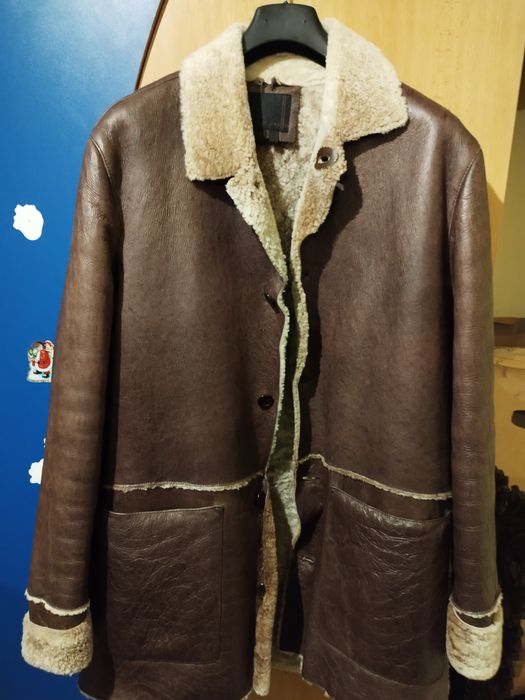 Vând haina/cojoc din piele Zara