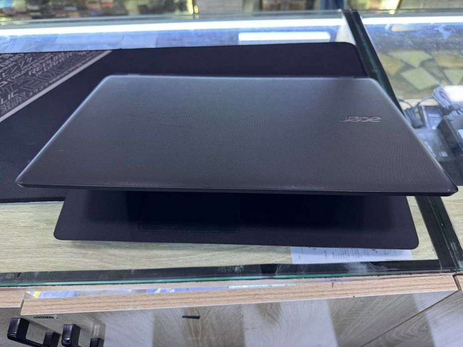 Acer noutbuk | SSD + HDD | 6GB RAM | Ishlash tez | 30 kun kafolat