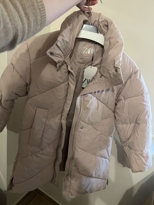 Ново палто Zara  с етикет, яке за момиче