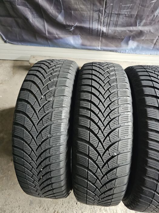 4 anvelope iarna 185 65 15 Semperit 2022 7mm